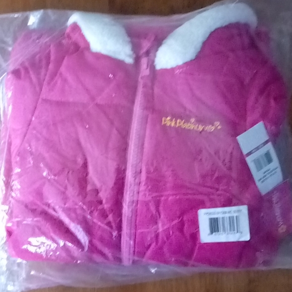 Snowsuit - Picture 1 of 3
